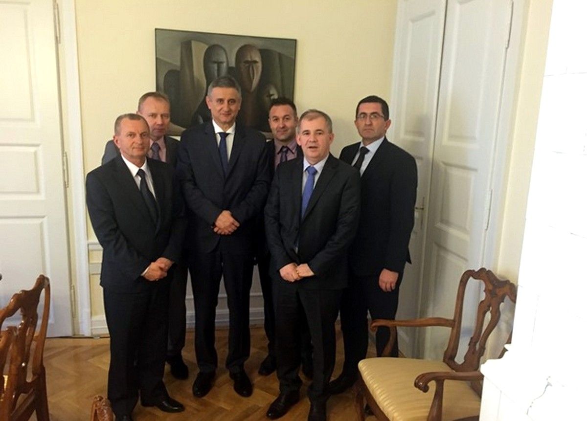 Izaslanstvo Udruge općina kod prvog potpredsjednika Vlade Tomislava Karamaraka