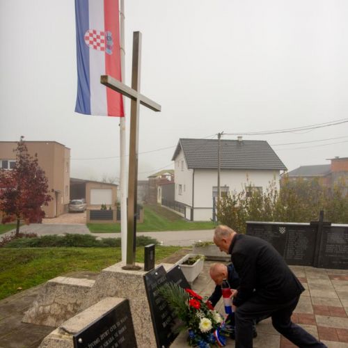 Obilježavanje blagdana Svih svetih i Dušnog dana u Općini Rovišće