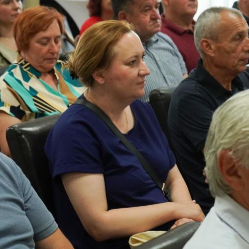 ODRŽANA POČETNA KONFERENCIJA PROJEKTA „VIŠENAMJENSKI CENTAR ROVIŠĆE” I POTPISAN UGOVOR ZA IZVOĐENJE RADOVA