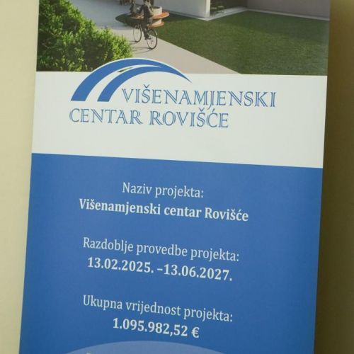 ODRŽANA POČETNA KONFERENCIJA PROJEKTA „VIŠENAMJENSKI CENTAR ROVIŠĆE” I POTPISAN UGOVOR ZA IZVOĐENJE RADOVA