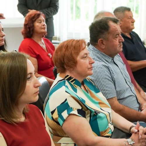 ODRŽANA POČETNA KONFERENCIJA PROJEKTA „VIŠENAMJENSKI CENTAR ROVIŠĆE” I POTPISAN UGOVOR ZA IZVOĐENJE RADOVA