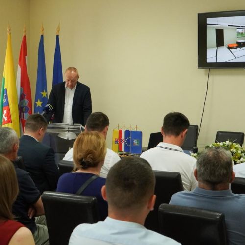ODRŽANA POČETNA KONFERENCIJA PROJEKTA „VIŠENAMJENSKI CENTAR ROVIŠĆE” I POTPISAN UGOVOR ZA IZVOĐENJE RADOVA