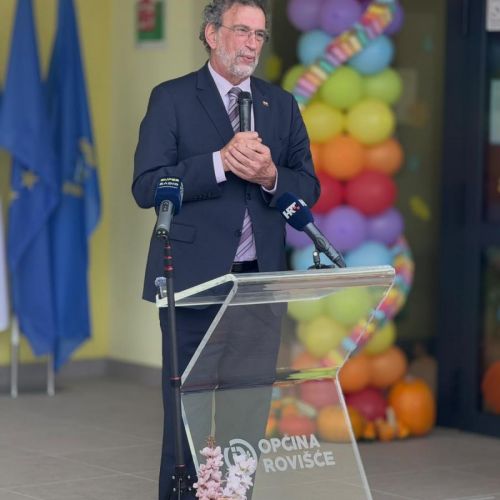 SVEČANO OTVORENA NOVA PODRUŽNICA DJEČJEG VRTIĆA „PALČICA“ U PREDAVCU