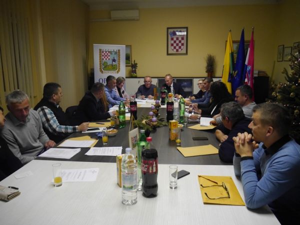 Naknade za novorođenčad i pomoći studentima u proračunu za 2019. godinu